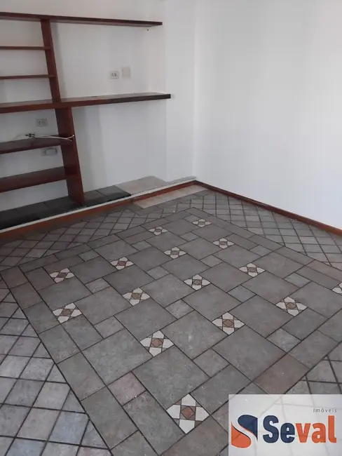 Foto 3 de Apartamento com 2 quartos para alugar, 65m2 em Vila Gumercindo, São Paulo - SP