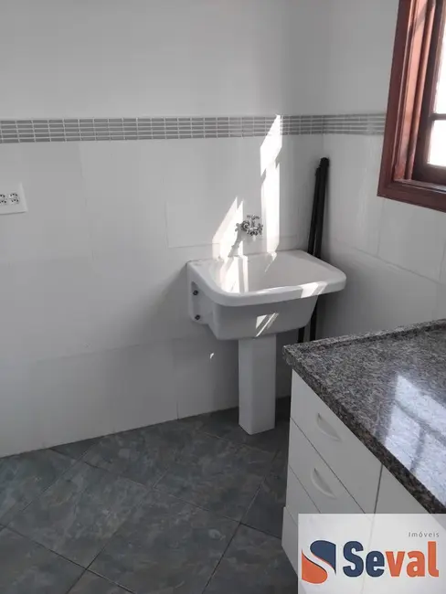 Foto 4 de Apartamento com 2 quartos para alugar, 65m2 em Vila Gumercindo, São Paulo - SP