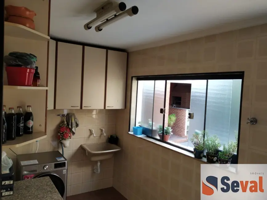 Foto 9 de Sobrado com 4 quartos à venda, 237m2 em Parque Fongaro, São Paulo - SP