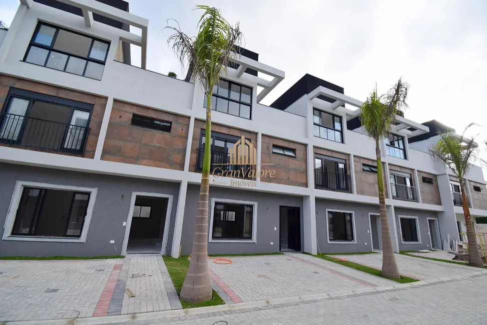 Foto 3 de Casa com 3 quartos à venda, 140m2 em Boa Vista, Curitiba - PR