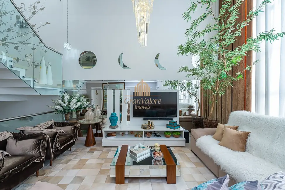 Foto 1 de Casa com 5 quartos à venda, 440m2 em Capão Raso, Curitiba - PR