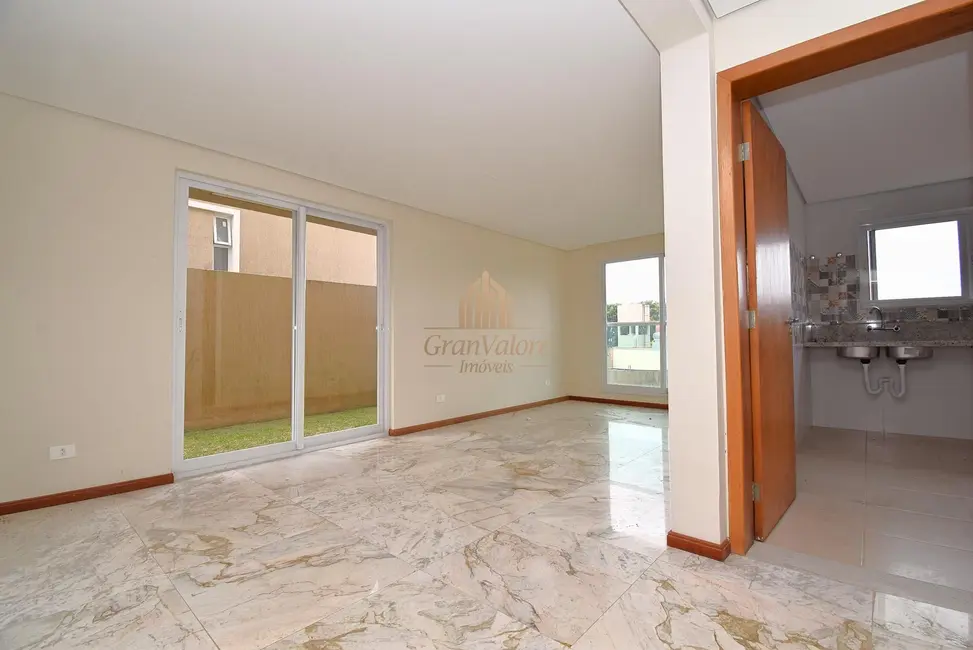 Foto 1 de Sobrado com 3 quartos à venda, 186m2 em Boa Vista, Curitiba - PR