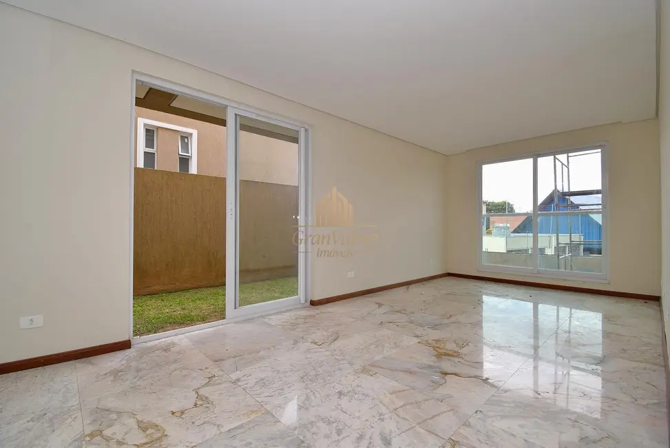 Foto 5 de Sobrado com 3 quartos à venda, 186m2 em Boa Vista, Curitiba - PR