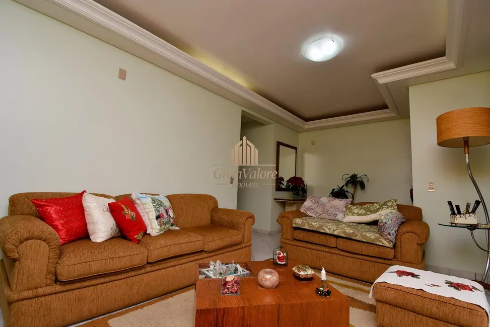 Foto 4 de Casa com 3 quartos à venda, 265m2 em Boa Vista, Curitiba - PR