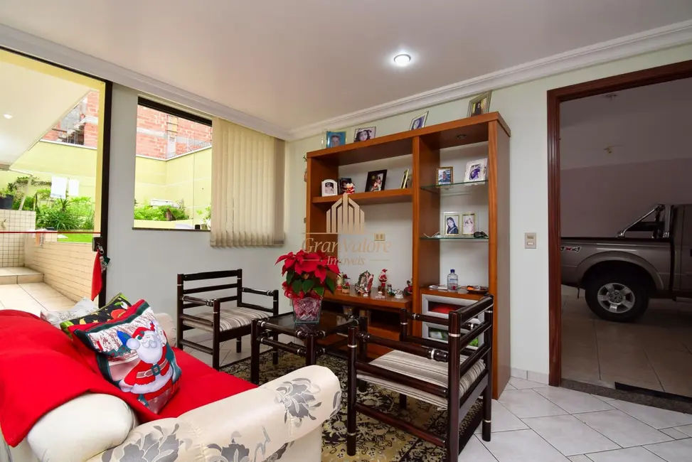 Foto 9 de Casa com 3 quartos à venda, 265m2 em Boa Vista, Curitiba - PR