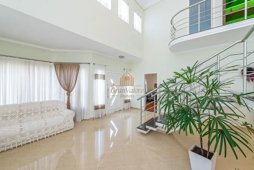 Casa com 3 quartos à venda, 356m2 em Umbará, Curitiba - PR - imagem 9 Foto 9 de Casa com 3 quartos à venda, 356m2 em Umbará, Curitiba - PR