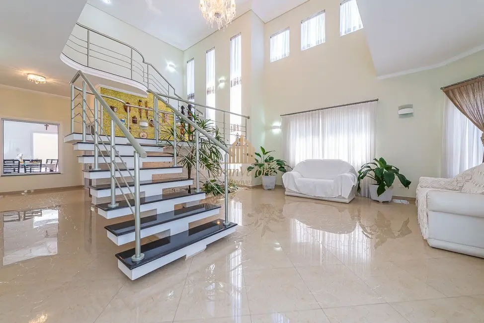 Casa com 3 quartos à venda, 356m2 em Umbará, Curitiba - PR - imagem 6 Foto 6 de Casa com 3 quartos à venda, 356m2 em Umbará, Curitiba - PR