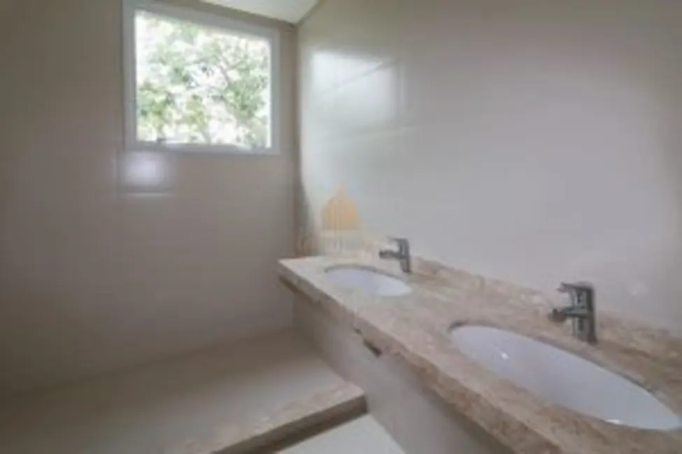 Apartamento com 3 quartos à venda, 154m2 em Hugo Lange, Curitiba - PR - imagem 5 Foto 5 de Apartamento com 3 quartos à venda, 154m2 em Hugo Lange, Curitiba - PR