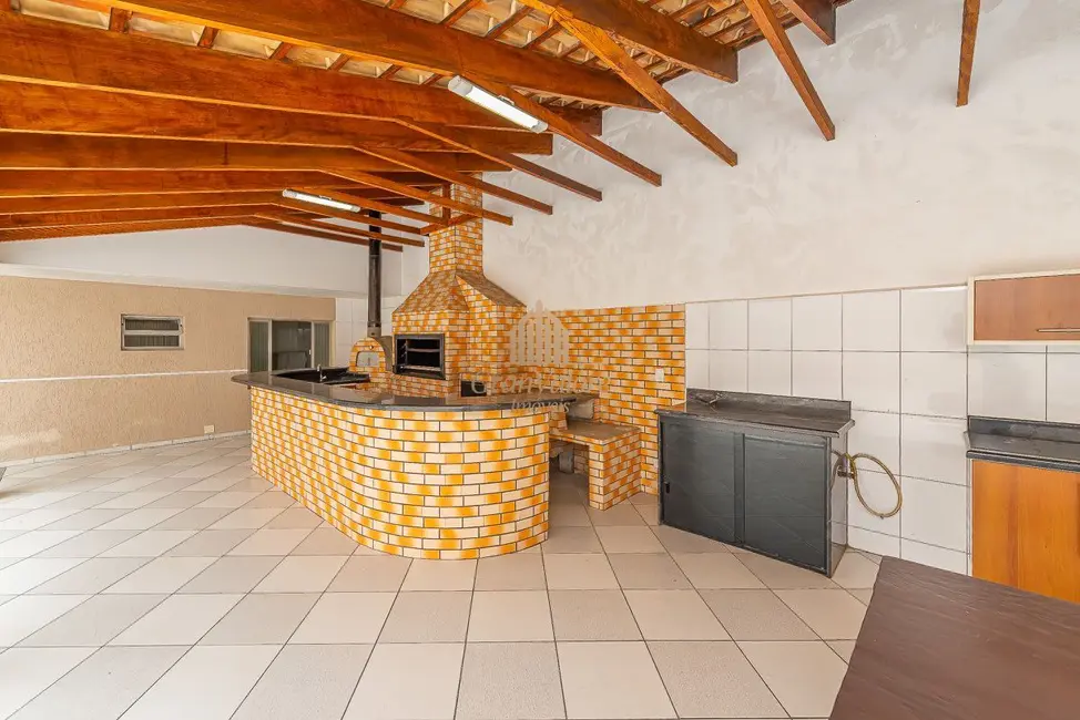 Foto 8 de Casa com 6 quartos à venda, 390m2 em Novo Mundo, Curitiba - PR