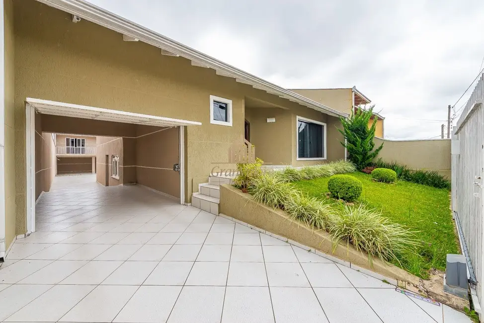 Foto 1 de Casa com 6 quartos à venda, 390m2 em Novo Mundo, Curitiba - PR