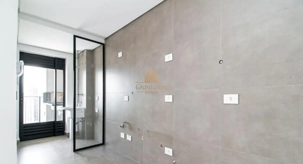 Foto 4 de Apartamento com 2 quartos à venda, 90m2 em Cabral, Curitiba - PR