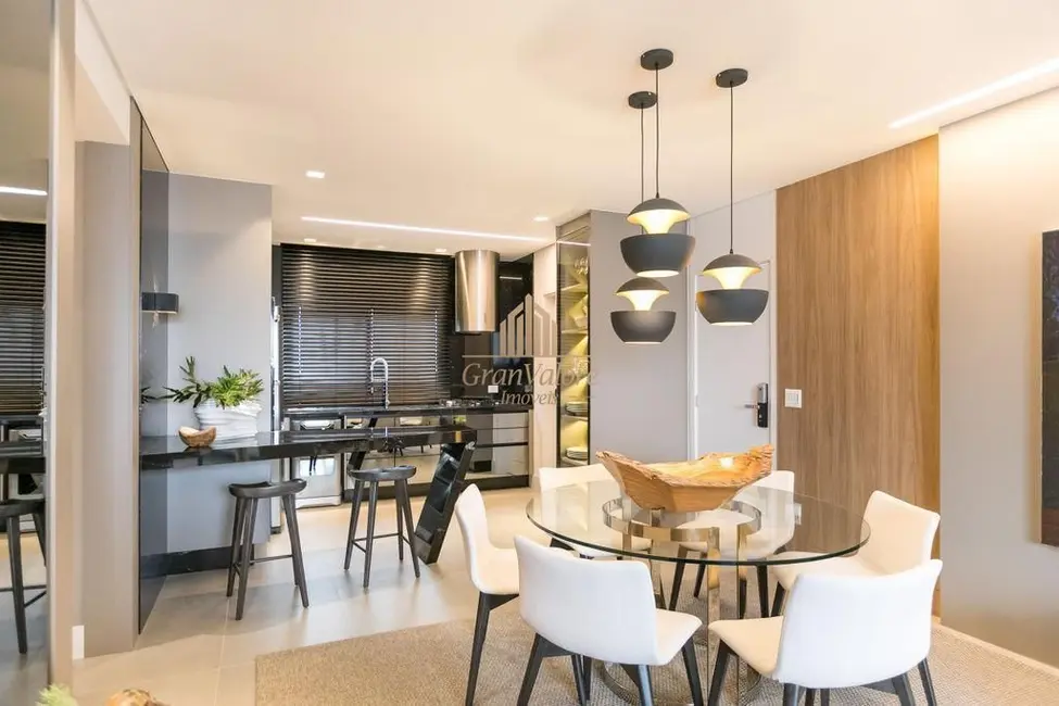 Apartamento com 3 quartos à venda, 127m2 em Bigorrilho, Curitiba - PR - imagem 3 Foto 3 de Apartamento com 3 quartos à venda, 127m2 em Bigorrilho, Curitiba - PR