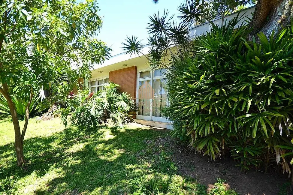 Foto 3 de Terreno / Lote à venda, 2329m2 em Mercês, Curitiba - PR