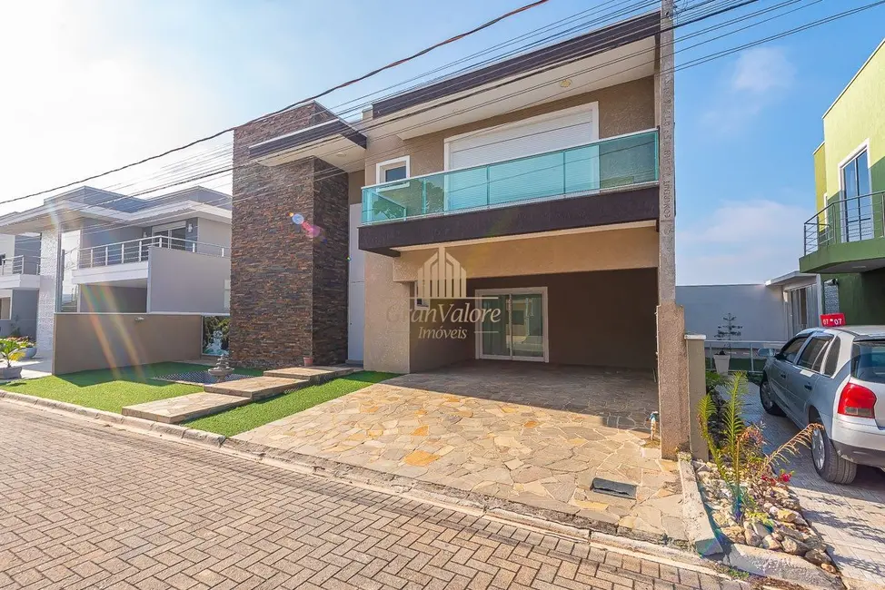 Foto 3 de Casa com 3 quartos à venda, 280m2 em Santa Terezinha, Colombo - PR