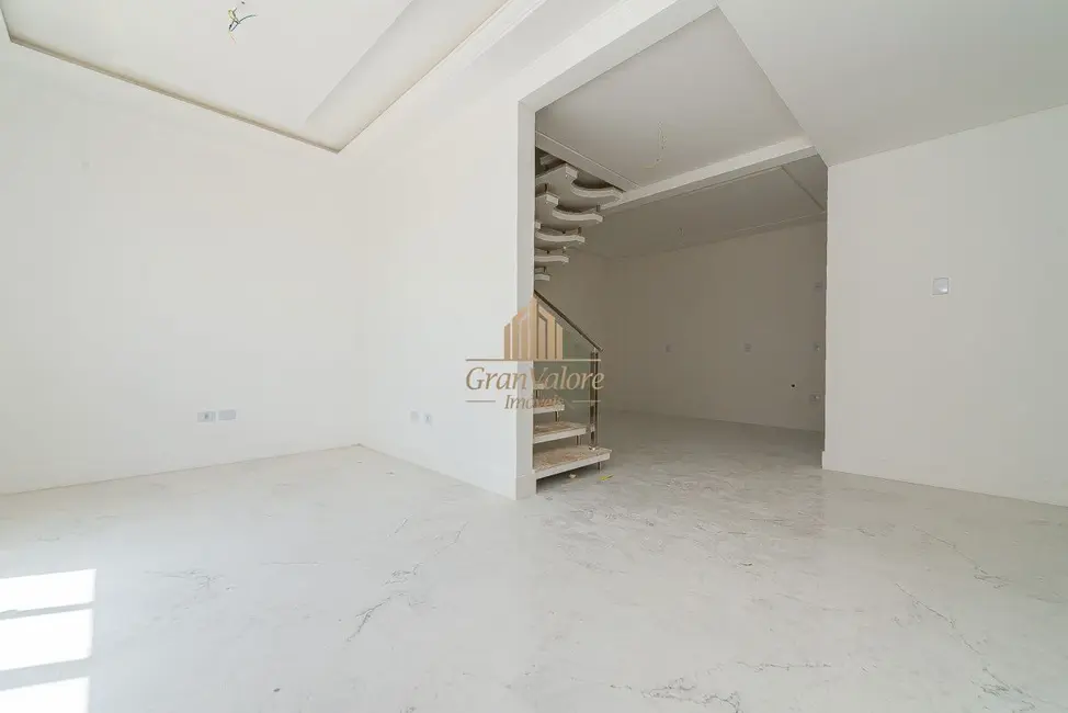 Foto 5 de Sobrado com 3 quartos à venda, 133m2 em Uberaba, Curitiba - PR