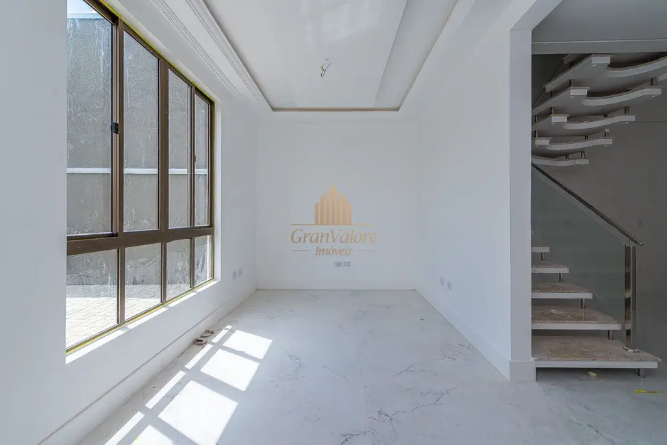 Foto 6 de Sobrado com 3 quartos à venda, 133m2 em Uberaba, Curitiba - PR