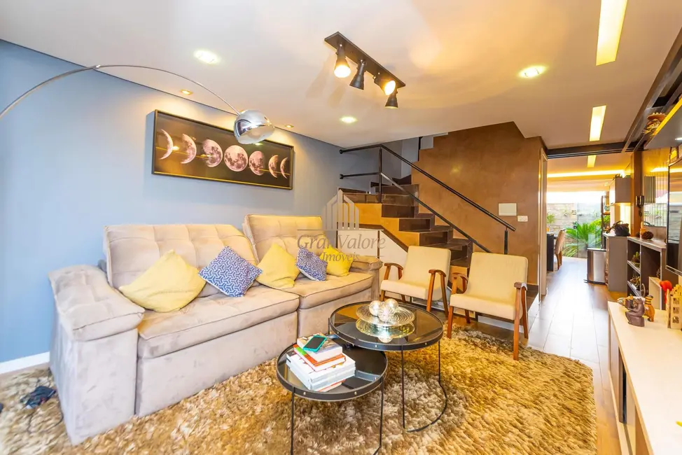 Sobrado com 3 quartos à venda, 134m2 em Boqueirão, Curitiba - PR - imagem 3 Foto 3 de Sobrado com 3 quartos à venda, 134m2 em Boqueirão, Curitiba - PR