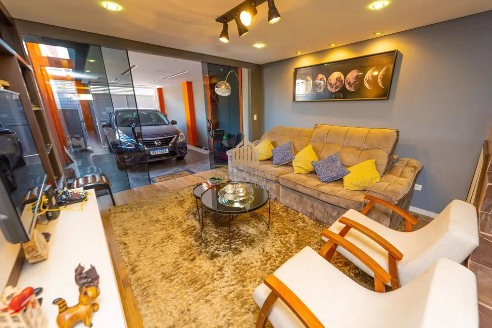 Sobrado com 3 quartos à venda, 134m2 em Boqueirão, Curitiba - PR - imagem 6 Foto 6 de Sobrado com 3 quartos à venda, 134m2 em Boqueirão, Curitiba - PR