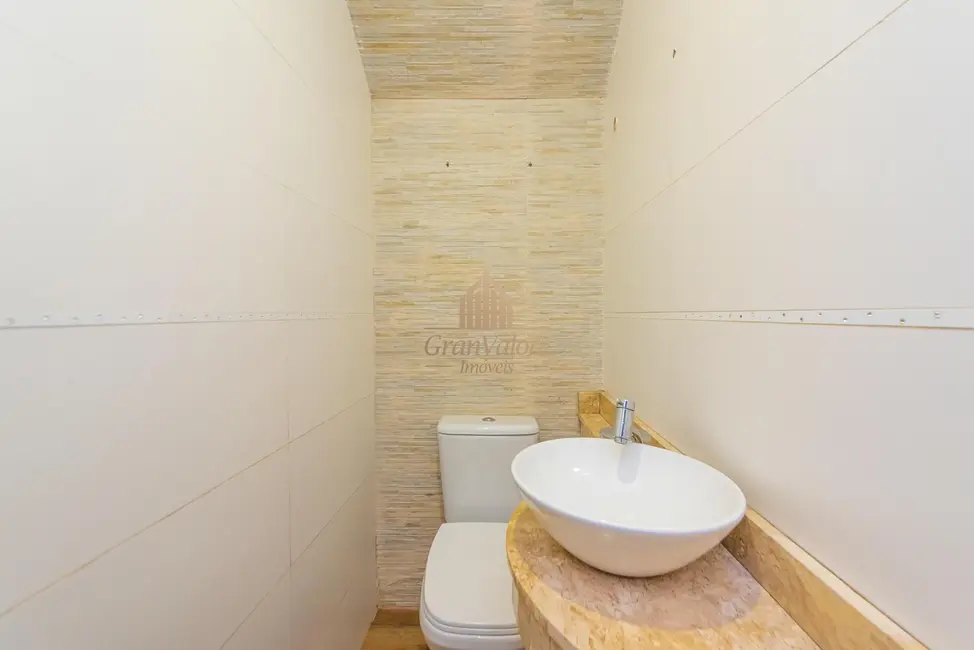 Sobrado com 3 quartos à venda, 134m2 em Boqueirão, Curitiba - PR - imagem 9 Foto 9 de Sobrado com 3 quartos à venda, 134m2 em Boqueirão, Curitiba - PR