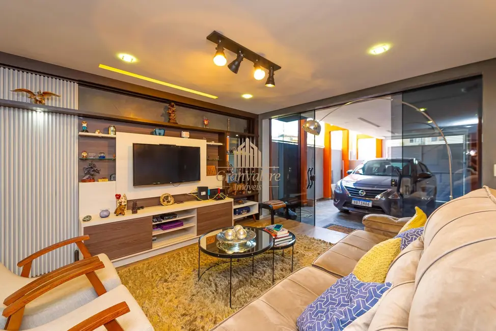 Sobrado com 3 quartos à venda, 134m2 em Boqueirão, Curitiba - PR - imagem 7 Foto 7 de Sobrado com 3 quartos à venda, 134m2 em Boqueirão, Curitiba - PR