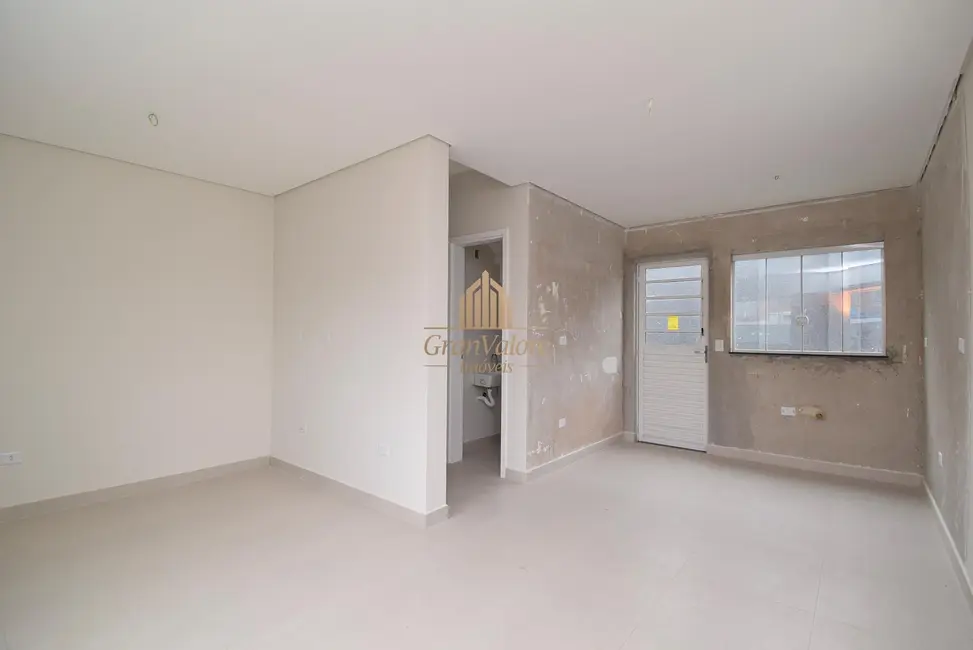 Foto 2 de Casa com 3 quartos à venda, 82m2 em Sítio Cercado, Curitiba - PR