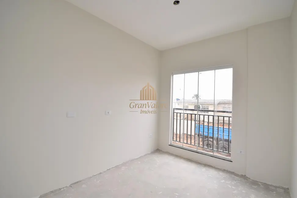 Casa com 3 quartos à venda, 82m2 em Sítio Cercado, Curitiba - PR - imagem 8 Foto 8 de Casa com 3 quartos à venda, 82m2 em Sítio Cercado, Curitiba - PR