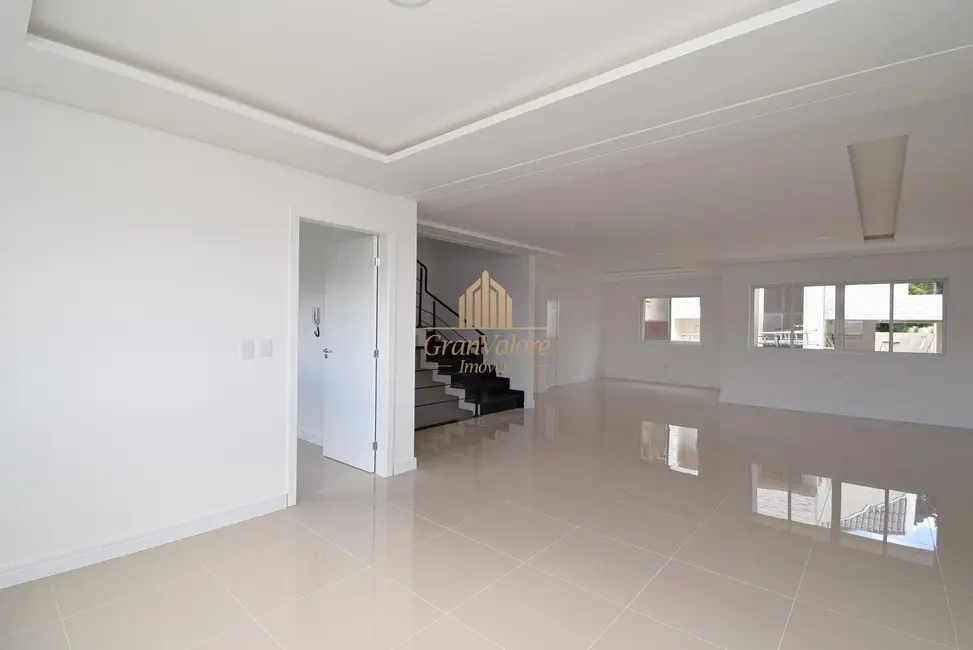 Casa com 3 quartos à venda, 295m2 em Campo Comprido, Curitiba - PR - imagem 4 Foto 4 de Casa com 3 quartos à venda, 295m2 em Campo Comprido, Curitiba - PR