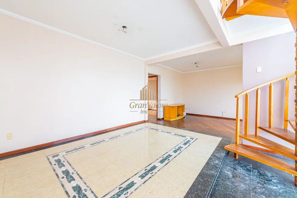 Foto 3 de Casa com 3 quartos à venda, 158m2 em Xaxim, Curitiba - PR