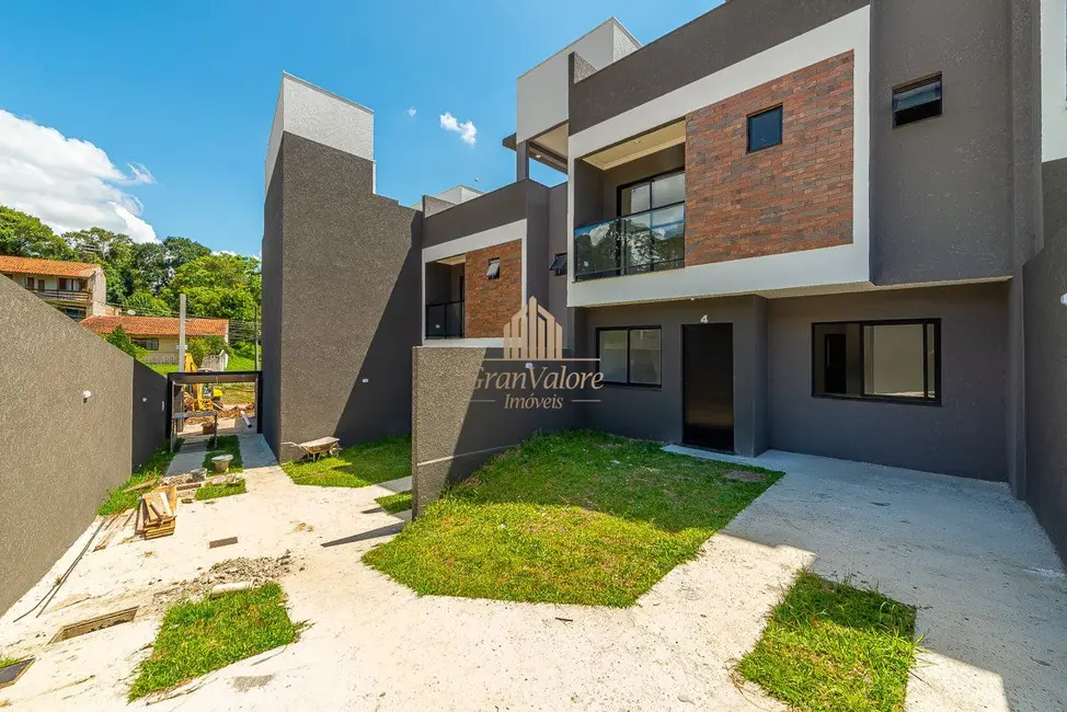 Sobrado com 3 quartos à venda, 119m2 em Uberaba, Curitiba - PR - imagem 5 Foto 5 de Sobrado com 3 quartos à venda, 119m2 em Uberaba, Curitiba - PR