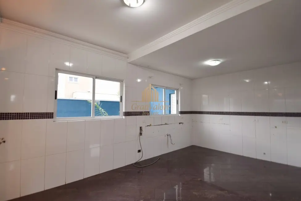 Foto 8 de Casa com 5 quartos à venda, 300m2 em Pinheirinho, Curitiba - PR