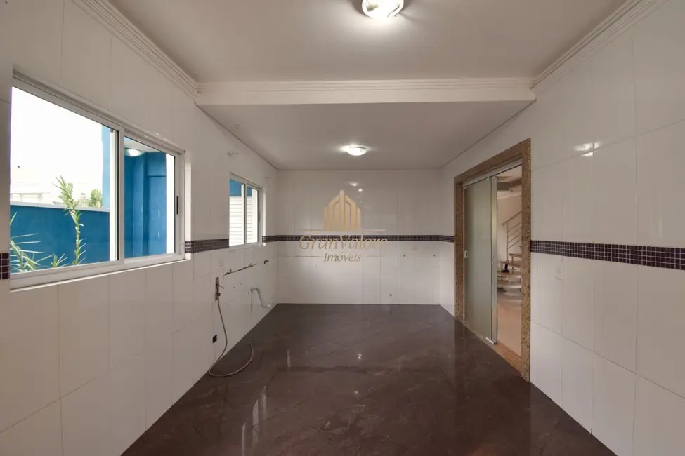 Foto 7 de Casa com 5 quartos à venda, 300m2 em Pinheirinho, Curitiba - PR