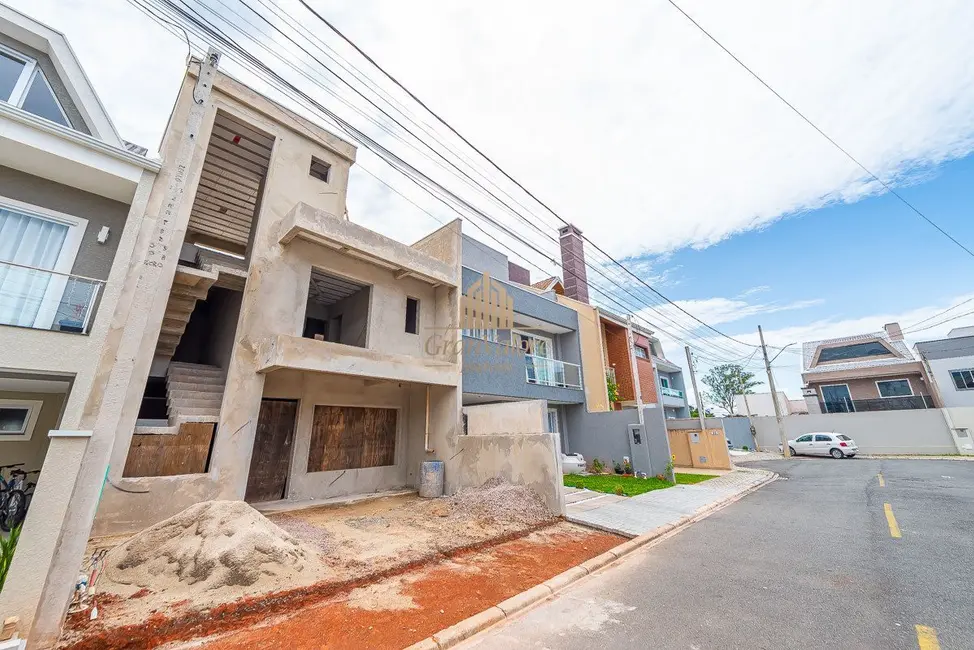 Foto 2 de Casa com 3 quartos à venda, 200m2 em Cidade Industrial, Curitiba - PR