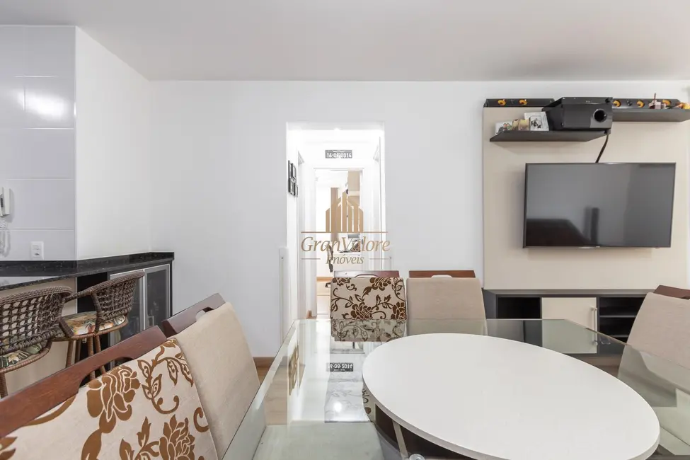 Foto 8 de Apartamento com 2 quartos à venda, 73m2 em Cristo Rei, Curitiba - PR