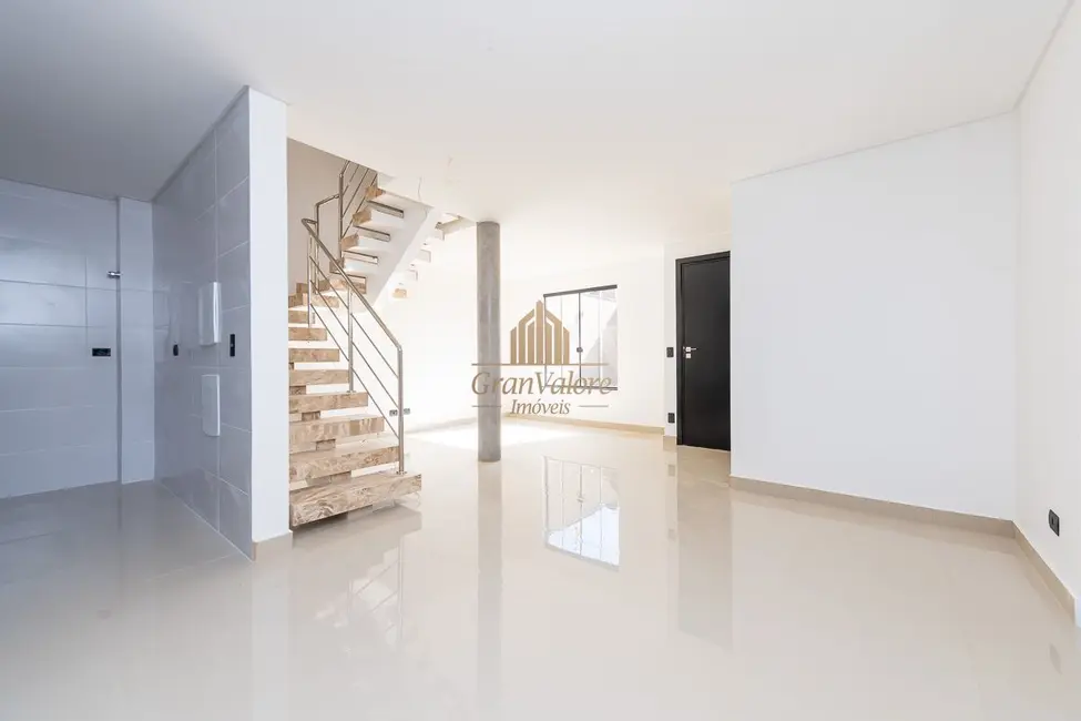 Casa com 3 quartos à venda, 109m2 em Uberaba, Curitiba - PR - imagem 7 Foto 7 de Casa com 3 quartos à venda, 109m2 em Uberaba, Curitiba - PR