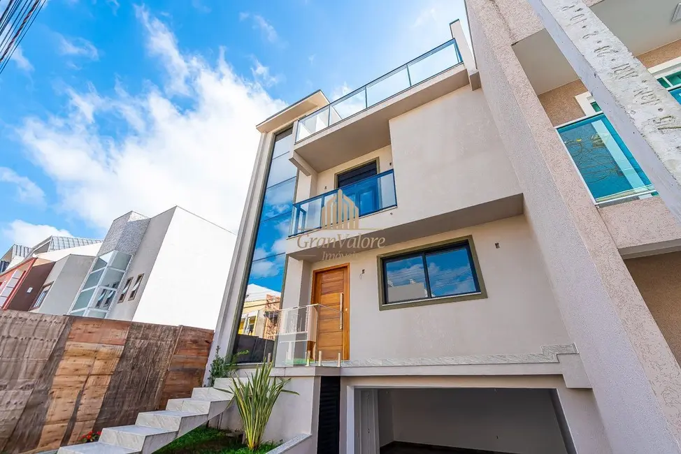 Foto 2 de Casa com 3 quartos à venda, 212m2 em Pinheirinho, Curitiba - PR