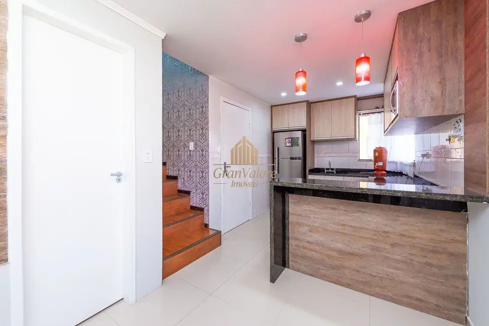 Foto 8 de Casa com 3 quartos à venda, 160m2 em Pinheirinho, Curitiba - PR