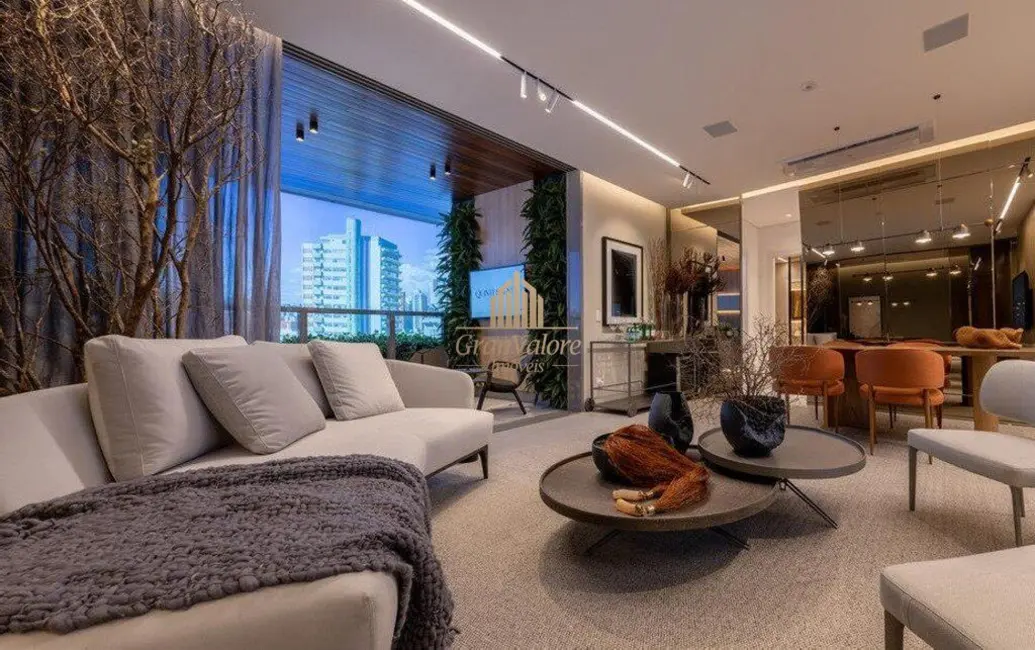 Apartamento com 3 quartos à venda, 151m2 em Batel, Curitiba - PR - imagem 3 Foto 3 de Apartamento com 3 quartos à venda, 151m2 em Batel, Curitiba - PR