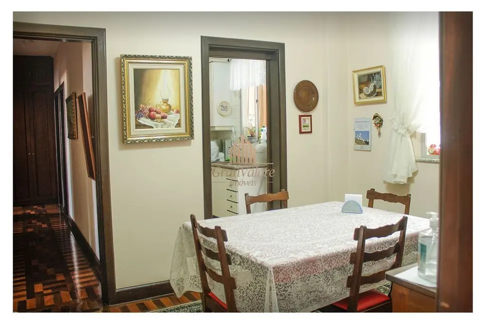 Foto 9 de Apartamento com 3 quartos à venda, 183m2 em Centro, Curitiba - PR