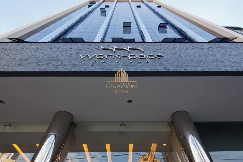 Foto 3 de Sala Comercial à venda, 213m2 em Batel, Curitiba - PR