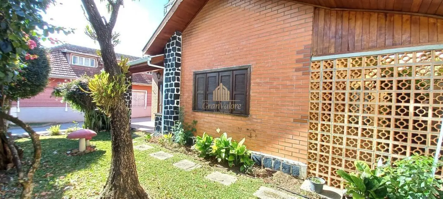Casa com 5 quartos à venda, 298m2 em Rebouças, Curitiba - PR - imagem 7 Foto 7 de Casa com 5 quartos à venda, 298m2 em Rebouças, Curitiba - PR