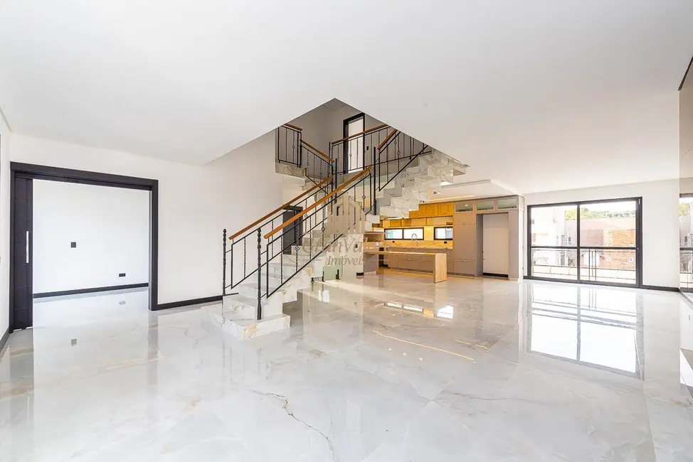 Casa com 4 quartos à venda, 358m2 em Campo Comprido, Curitiba - PR - imagem 9 Foto 9 de Casa com 4 quartos à venda, 358m2 em Campo Comprido, Curitiba - PR