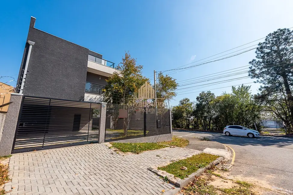 Sobrado com 3 quartos à venda, 191m2 em Cajuru, Curitiba - PR - imagem 4 Foto 4 de Sobrado com 3 quartos à venda, 191m2 em Cajuru, Curitiba - PR
