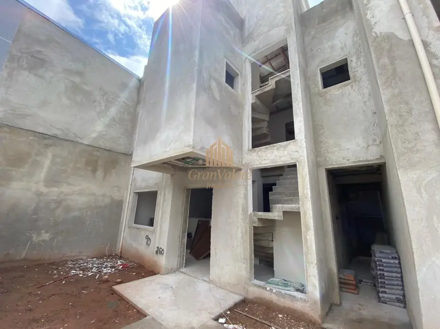 Foto 1 de Casa com 3 quartos à venda, 143m2 em Campo Comprido, Curitiba - PR