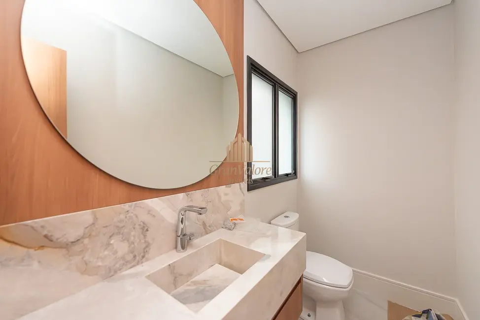 Casa com 3 quartos à venda, 190m2 em Uberaba, Curitiba - PR - imagem 5 Foto 5 de Casa com 3 quartos à venda, 190m2 em Uberaba, Curitiba - PR