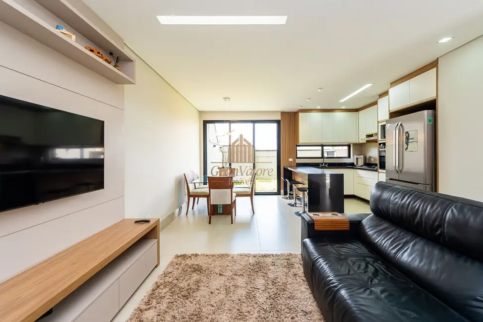 Casa com 3 quartos à venda, 170m2 em Pinheirinho, Curitiba - PR - imagem 7 Foto 7 de Casa com 3 quartos à venda, 170m2 em Pinheirinho, Curitiba - PR