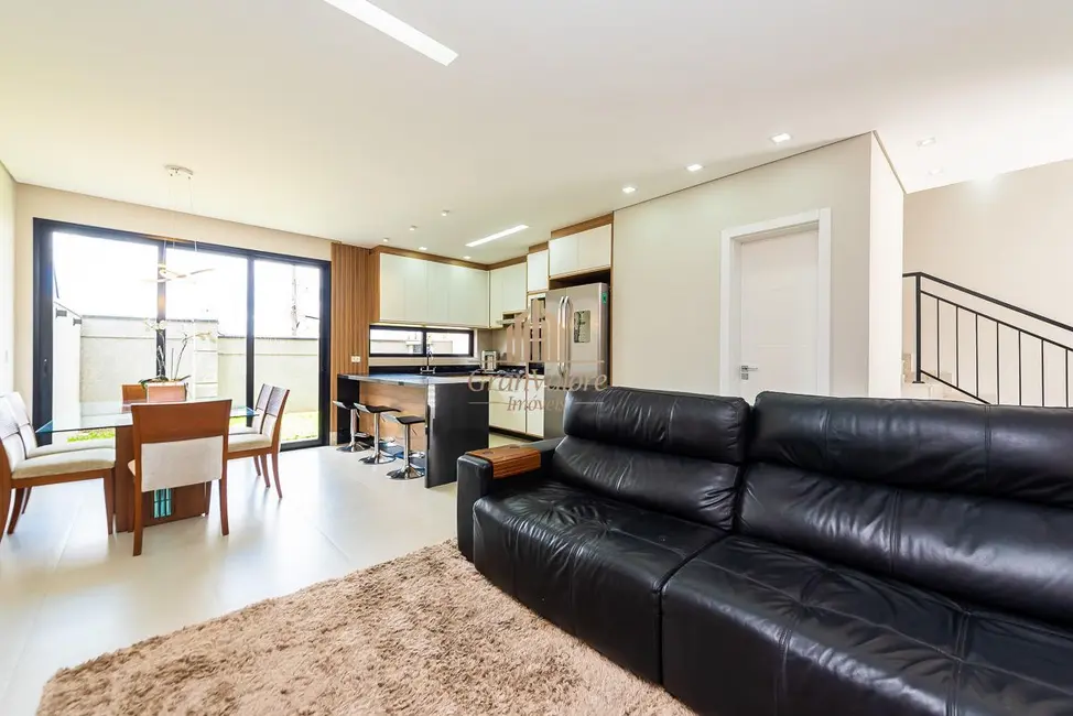 Casa com 3 quartos à venda, 170m2 em Pinheirinho, Curitiba - PR - imagem 6 Foto 6 de Casa com 3 quartos à venda, 170m2 em Pinheirinho, Curitiba - PR