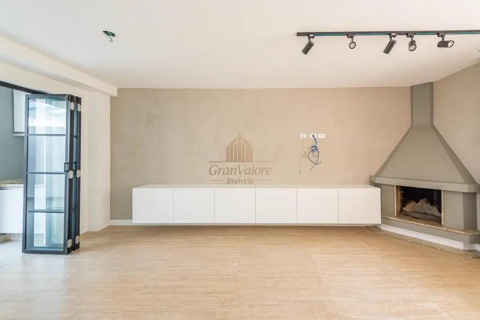 Foto 5 de Casa com 4 quartos à venda, 132m2 em Portão, Curitiba - PR