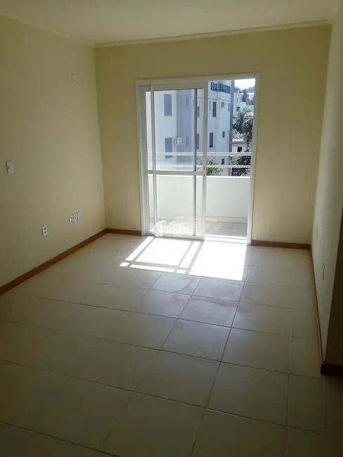 Foto 2 de Apartamento com 2 quartos à venda, 70m2 em Nonoai, Santa Maria - RS