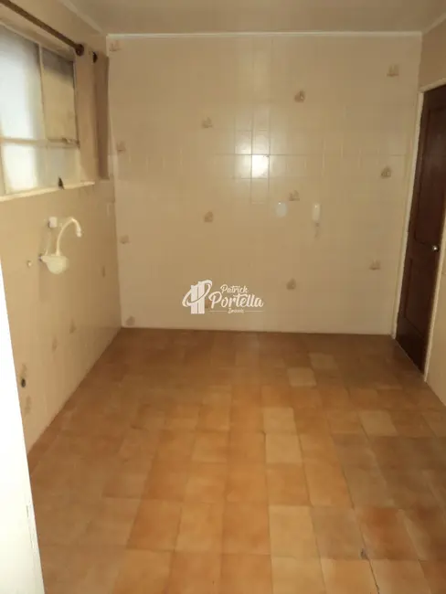 Foto 8 de Apartamento com 4 quartos para alugar, 110m2 em Nossa Senhora de Fátima, Santa Maria - RS