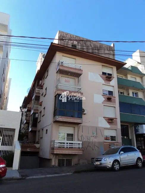 Foto 1 de Apartamento com 4 quartos para alugar, 110m2 em Nossa Senhora de Fátima, Santa Maria - RS